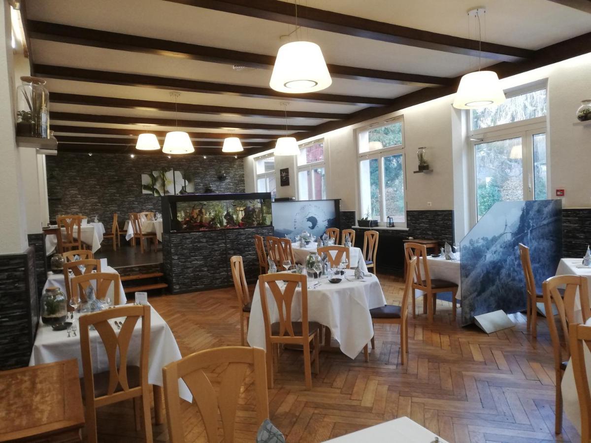 Hotel Restaurant Le Moschenross Thann Exterior photo